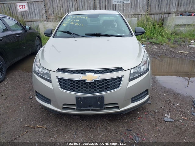12694038 :رقم المزاد ، 1G1PL5SH5D7303612 vin ، 2013 Chevrolet Cruze Ls مزاد بيع