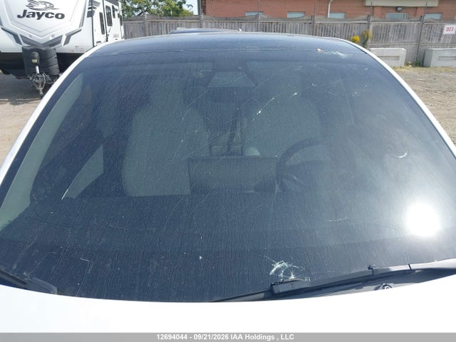 Tesla Model Y 2022 7SAYGDEFXNF387591 Image 17