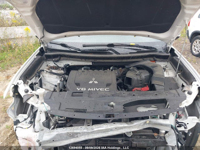 Mitsubishi Outlander Se/sel 2018 JA4JZ3AX0JZ606882 Image 10