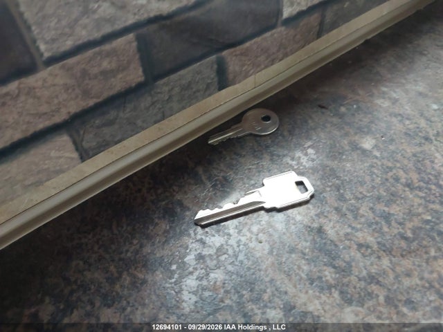 12694101 :رقم المزاد ، 1UJBJ0BTXD18J0247 vin ، 2013 Jayco Jayco Jayflight مزاد بيع