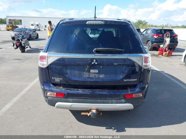 Mitsubishi Outlander Es 2015 JA4AZ2A3XFZ601834 Image 17