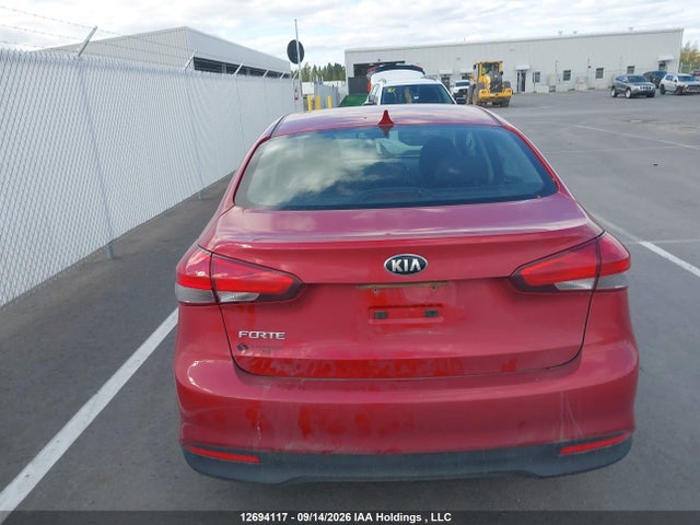 2018 Kia Forte Lx/lx+ მანქანა იყიდება აუქციონზე, vin: 3KPFK4A72JE179299, აუქციონის ნომერი: 12694117