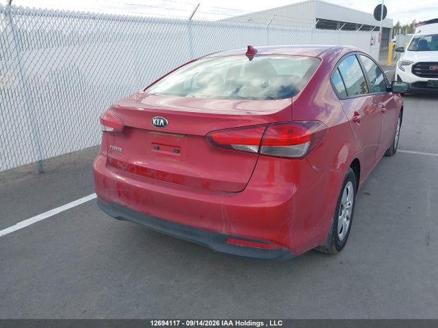 2018 Kia Forte Lx/lx+ მანქანა იყიდება აუქციონზე, vin: 3KPFK4A72JE179299, აუქციონის ნომერი: 12694117