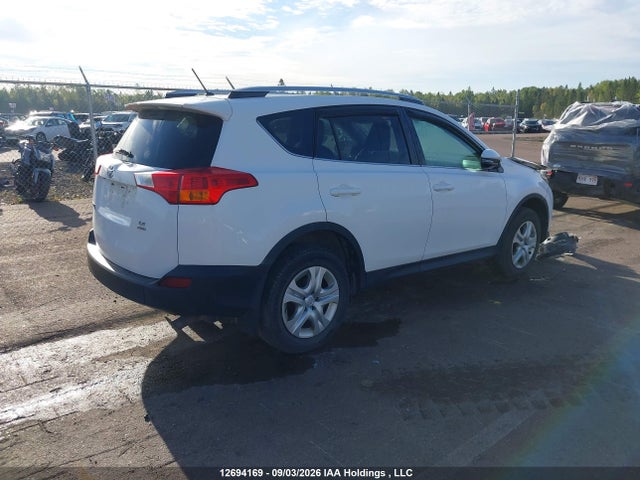 Toyota RAV4 LE 2015 2T3BFREV6FW362578 Image 4