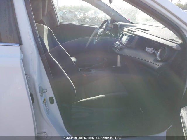 Toyota RAV4 LE 2015 2T3BFREV6FW362578 Image 5