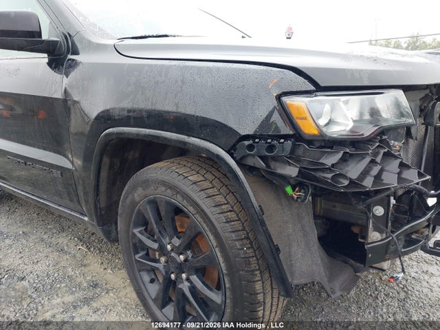Продаж на аукціоні авто 2018 Jeep Grand Cherokee Laredo, vin: 1C4RJFAG6JC417724, номер лоту: 12694177