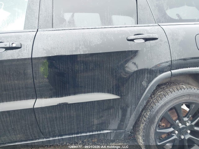 Продаж на аукціоні авто 2018 Jeep Grand Cherokee Laredo, vin: 1C4RJFAG6JC417724, номер лоту: 12694177