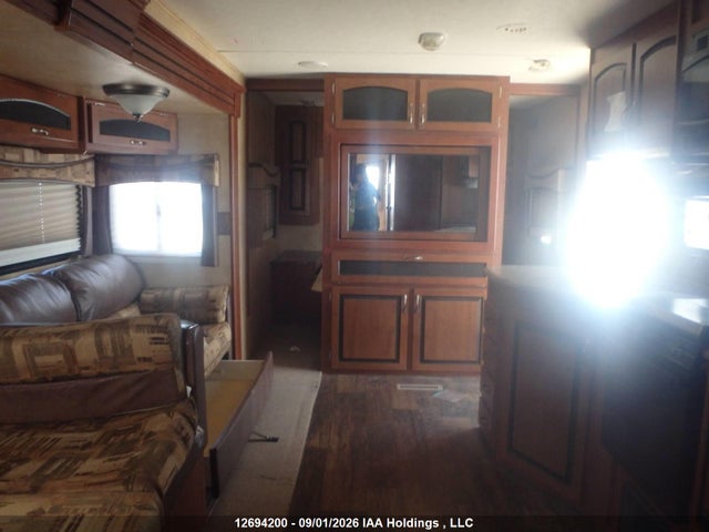 Продажа на аукционе авто 2011 Jayco Eagle, vin: 1UJBJ0BS5B1CV0127, номер лота: 12694200
