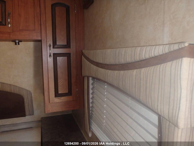 Продажа на аукционе авто 2011 Jayco Eagle, vin: 1UJBJ0BS5B1CV0127, номер лота: 12694200