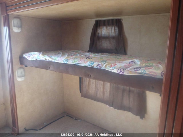 Продажа на аукционе авто 2011 Jayco Eagle, vin: 1UJBJ0BS5B1CV0127, номер лота: 12694200
