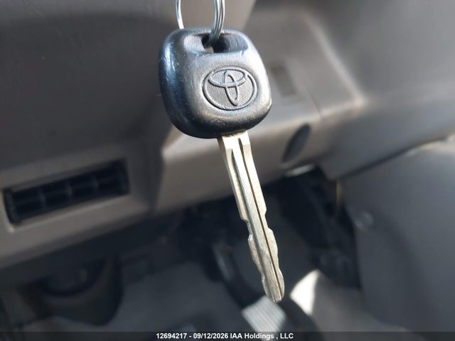 Продажа на аукционе авто 2003 Toyota Sequoia, vin: 5TDBT48A33S161237, номер лота: 12694217