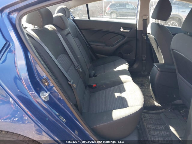12694227 :رقم المزاد ، 3KPFL4A76HE106170 vin ، 2017 Kia Forte Lx/s مزاد بيع