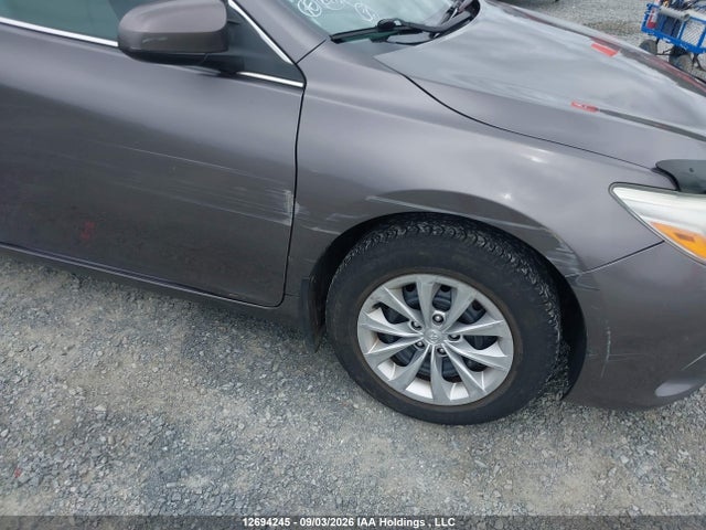2015 Toyota Camry Le მანქანა იყიდება აუქციონზე, vin: 4T1BF1FK5FU932195, აუქციონის ნომერი: 12694245