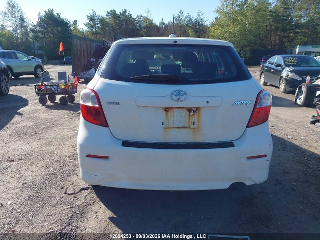 12694253 :رقم المزاد ، 2T1KU4EE5AC350112 vin ، 2010 Toyota Matrix Wagon مزاد بيع