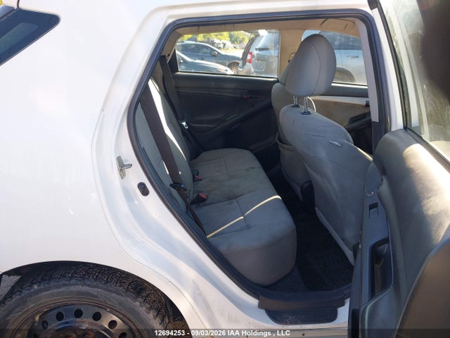 12694253 :رقم المزاد ، 2T1KU4EE5AC350112 vin ، 2010 Toyota Matrix Wagon مزاد بيع