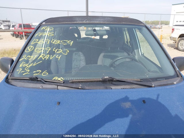 12694254 :رقم المزاد ، JTEHH20V610029423 vin ، 2001 Toyota Rav4 مزاد بيع