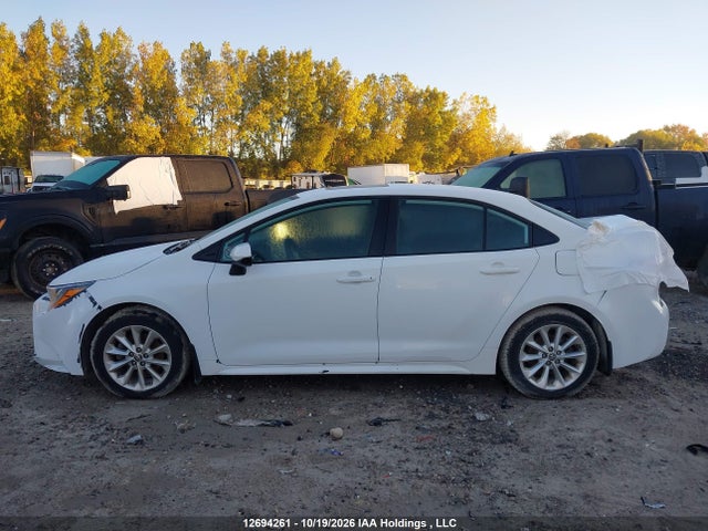 5YFBPRBEXLP027542 Toyota COROLLA LE