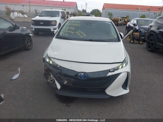 Toyota Prius Prime Upgrade 2020 JTDKARFP5L3122810 Image 12