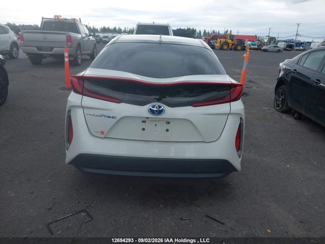 Toyota Prius Prime Upgrade 2020 JTDKARFP5L3122810 Image 16