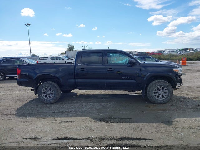 Продаж на аукціоні авто 2021 Toyota Tacoma, vin: 5TFDZ5BNXMX056540, номер лоту: 12694302