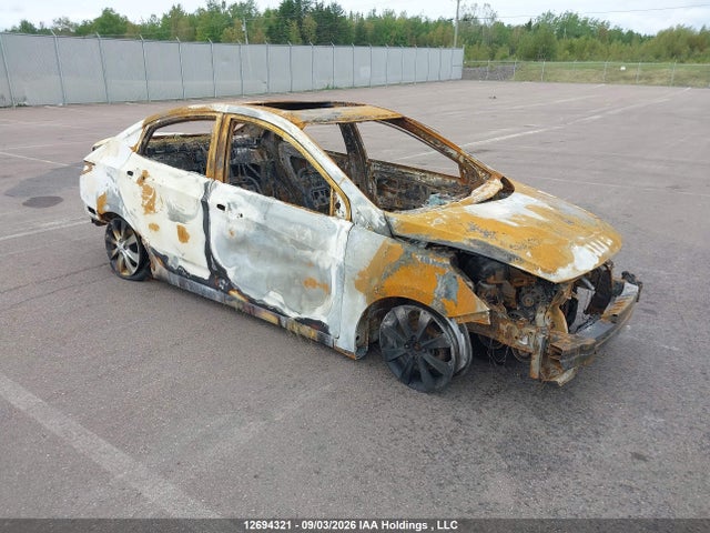 12694321 :رقم المزاد ، KMHCU4AE2DU328291 vin ، 2013 Hyundai Accent Gls مزاد بيع