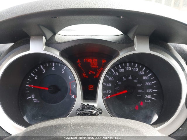 12694330 :رقم المزاد ، JN8AF5MV7ET361421 vin ، 2014 Nissan Juke S/sv/sl/nismo مزاد بيع