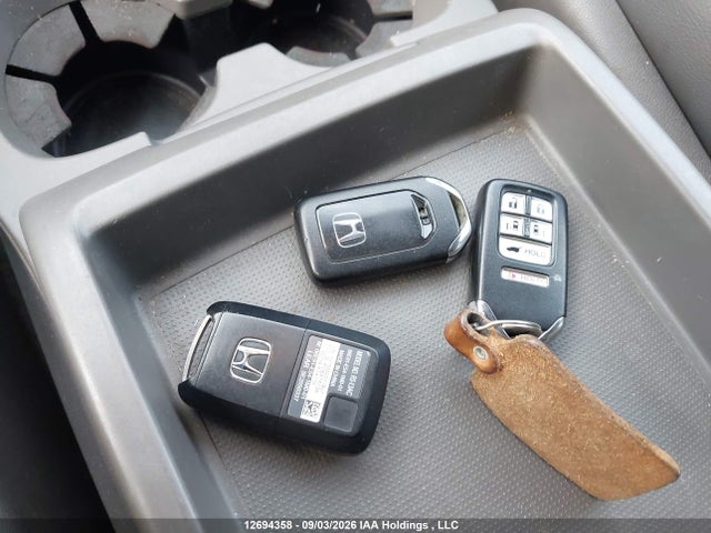 Продажа на аукционе авто 2015 Honda Odyssey Ex-l, vin: 5FNRL5H62FB511773, номер лота: 12694358