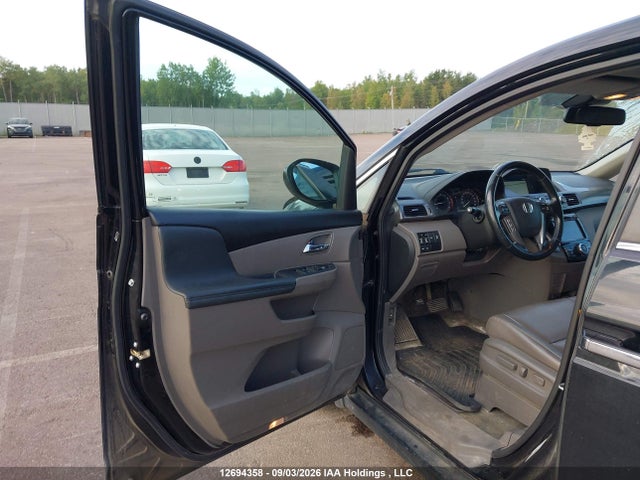 Продажа на аукционе авто 2015 Honda Odyssey Ex-l, vin: 5FNRL5H62FB511773, номер лота: 12694358