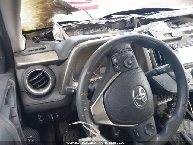 2T3BFREV2EW180875 Toyota RAV4
