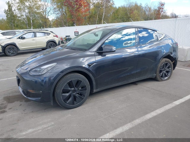 Tesla Model Y Long Range 2025 7SAYGDEE7SF289055 Image 14