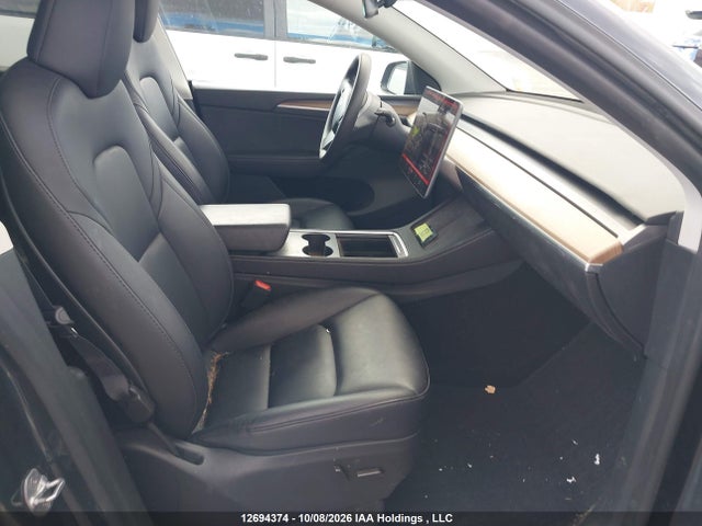 Tesla Model Y Long Range 2025 7SAYGDEE7SF289055 Image 5