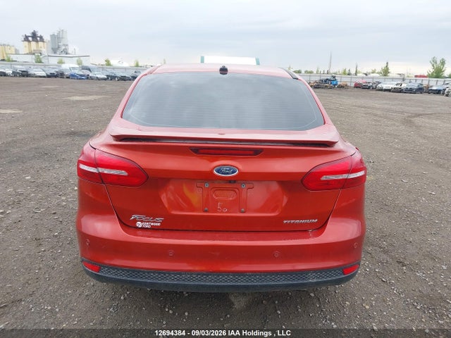 12694384 :رقم المزاد ، 1FADP3J22JL248139 vin ، 2018 Ford Focus Titanium مزاد بيع