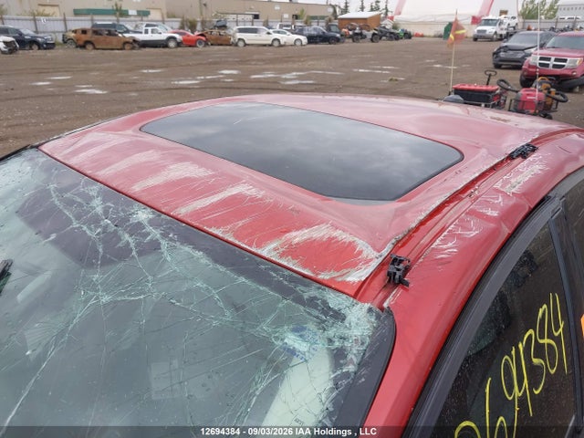 12694384 :رقم المزاد ، 1FADP3J22JL248139 vin ، 2018 Ford Focus Titanium مزاد بيع