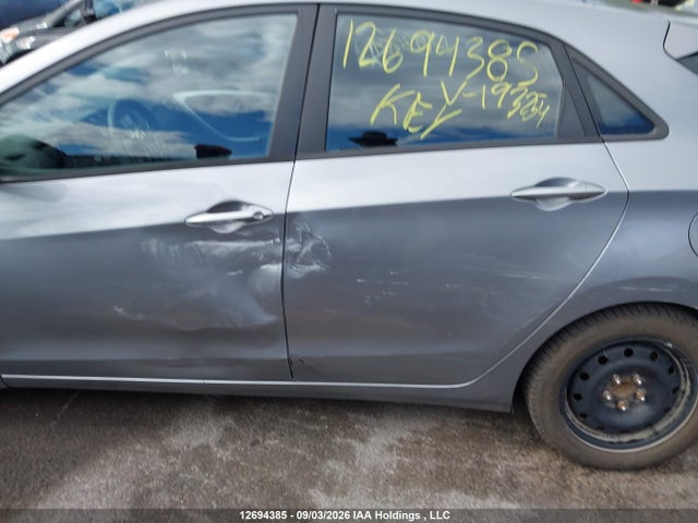 Hyundai ELANTRA GT 2014 KMHD25LH9EU193254 Image 15