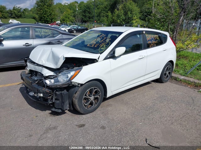 Hyundai ACCENT GL 2014 KMHCT5AE8EU161610 Image 2