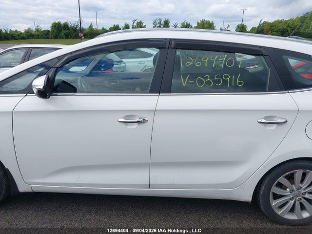 KIA Rondo 2014 KNAHU8A31E7035916 Image 15