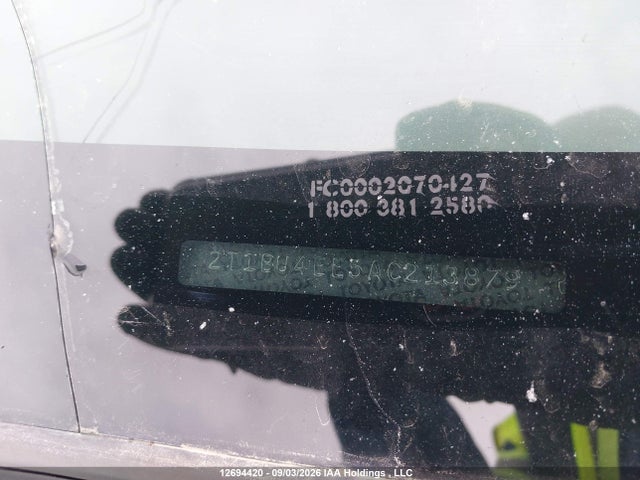 2010 Toyota Corolla Ce მანქანა იყიდება აუქციონზე, vin: 2T1BU4EE5AC213879, აუქციონის ნომერი: 12694420