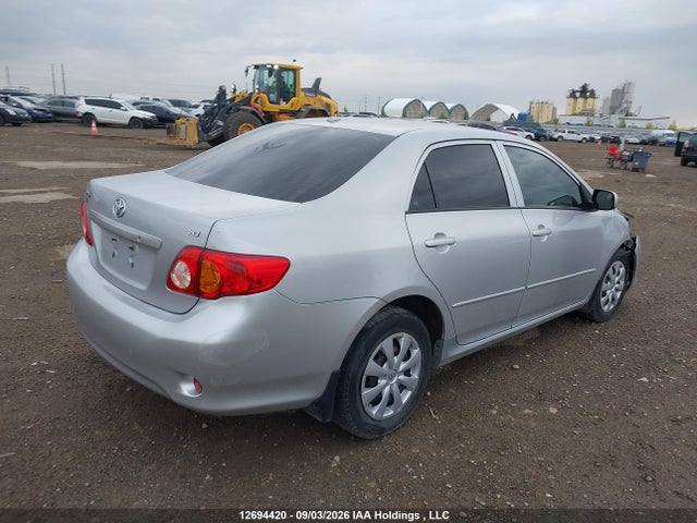 2010 Toyota Corolla Ce მანქანა იყიდება აუქციონზე, vin: 2T1BU4EE5AC213879, აუქციონის ნომერი: 12694420