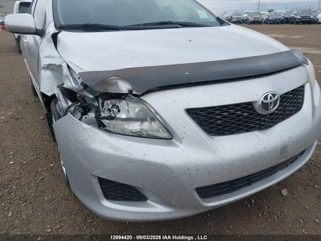 2010 Toyota Corolla Ce მანქანა იყიდება აუქციონზე, vin: 2T1BU4EE5AC213879, აუქციონის ნომერი: 12694420