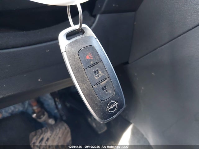 2025 Nissan Kicks Play S Cvt მანქანა იყიდება აუქციონზე, vin: 3N1CP5BV7SL502351, აუქციონის ნომერი: 12694426