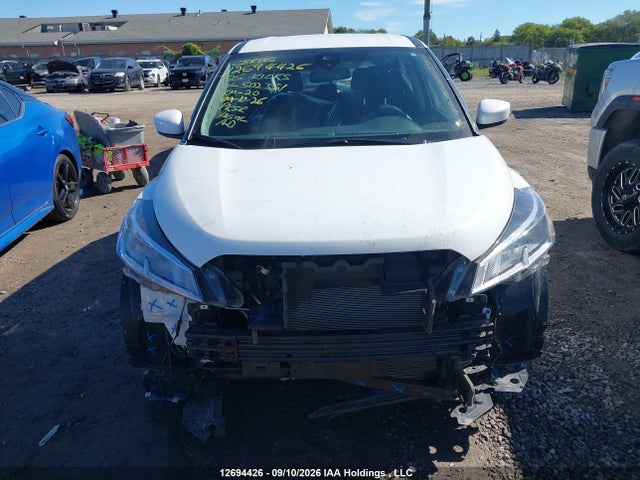 2025 Nissan Kicks Play S Cvt მანქანა იყიდება აუქციონზე, vin: 3N1CP5BV7SL502351, აუქციონის ნომერი: 12694426