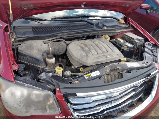 2014 Chrysler Town & Country S მანქანა იყიდება აუქციონზე, vin: 2C4RC1HG2ER361085, აუქციონის ნომერი: 12694430