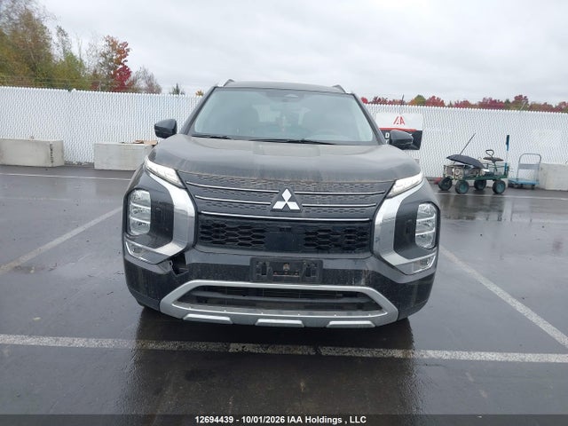 JA4J4UA85PZ618726 Mitsubishi Outlander