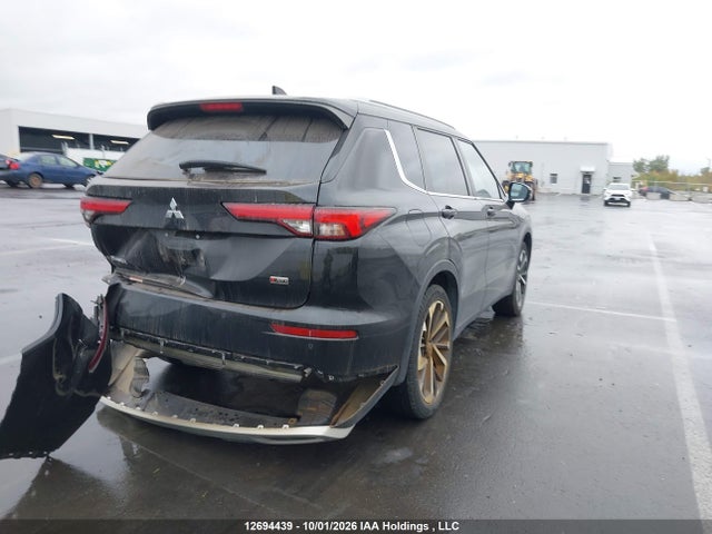 JA4J4UA85PZ618726 Mitsubishi Outlander