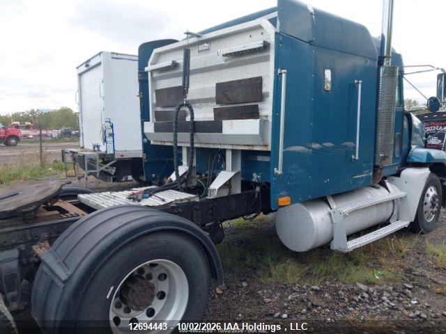 12694443 :رقم المزاد ، 2FUYDDYB0WA901184 vin ، 1998 Freightliner Conventional Fld120 مزاد بيع