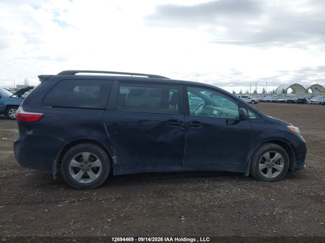 Toyota Sienna Le 8-passenger 2020 5TDKZ3DC2LS044944 Image 13