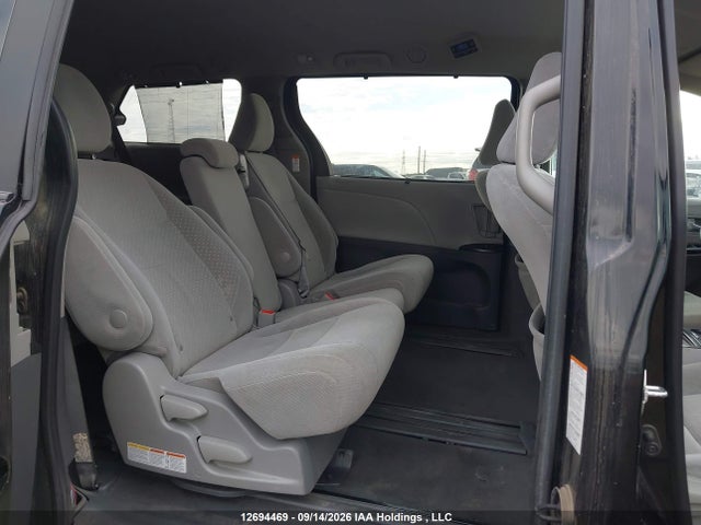 Toyota Sienna Le 8-passenger 2020 5TDKZ3DC2LS044944 Image 8