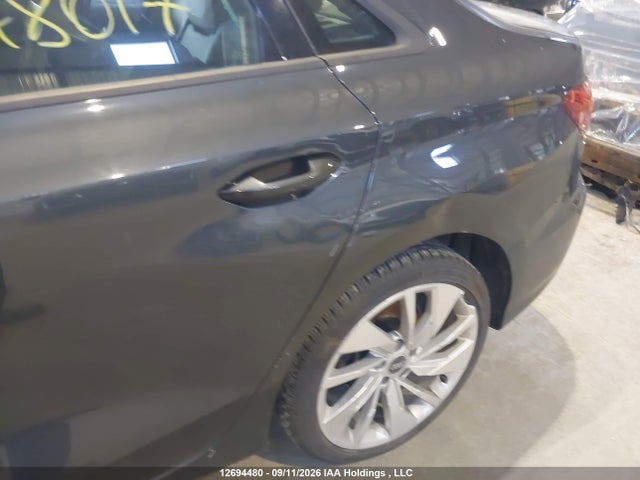 Продажа на аукционе авто 2022 Audi A3 40 Komfort, vin: WAUGUCGY4NA048017, номер лота: 12694480