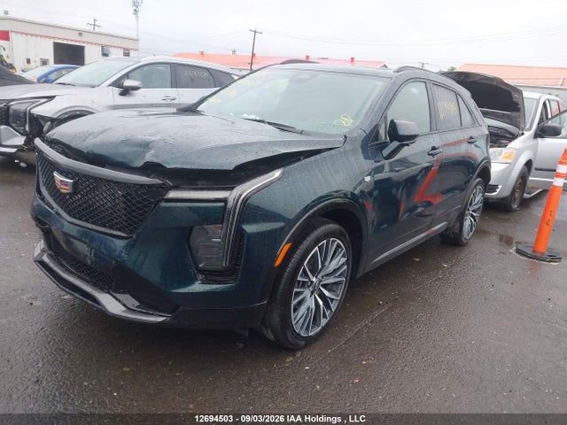 Cadillac XT4 SPORT 2024 1GYFZFR44RF213868 Image 2
