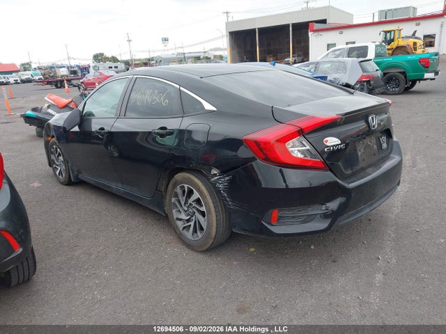 2HGFC2F63JH039494 Honda CIVIC SE
